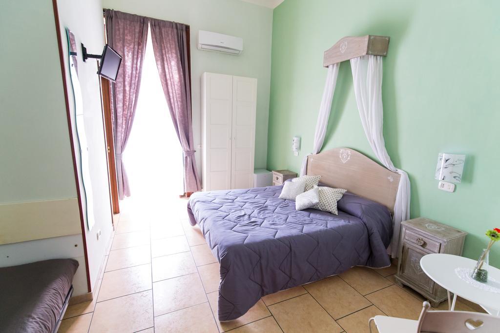 B&B Room 116 Napels Buitenkant foto
