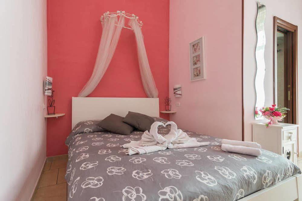 B&B Room 116 Napels Buitenkant foto